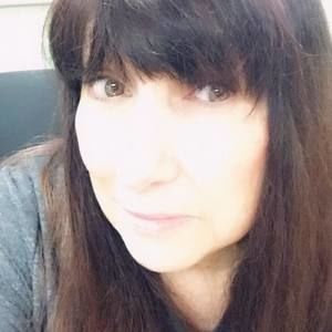 Meet your Posher, Carol